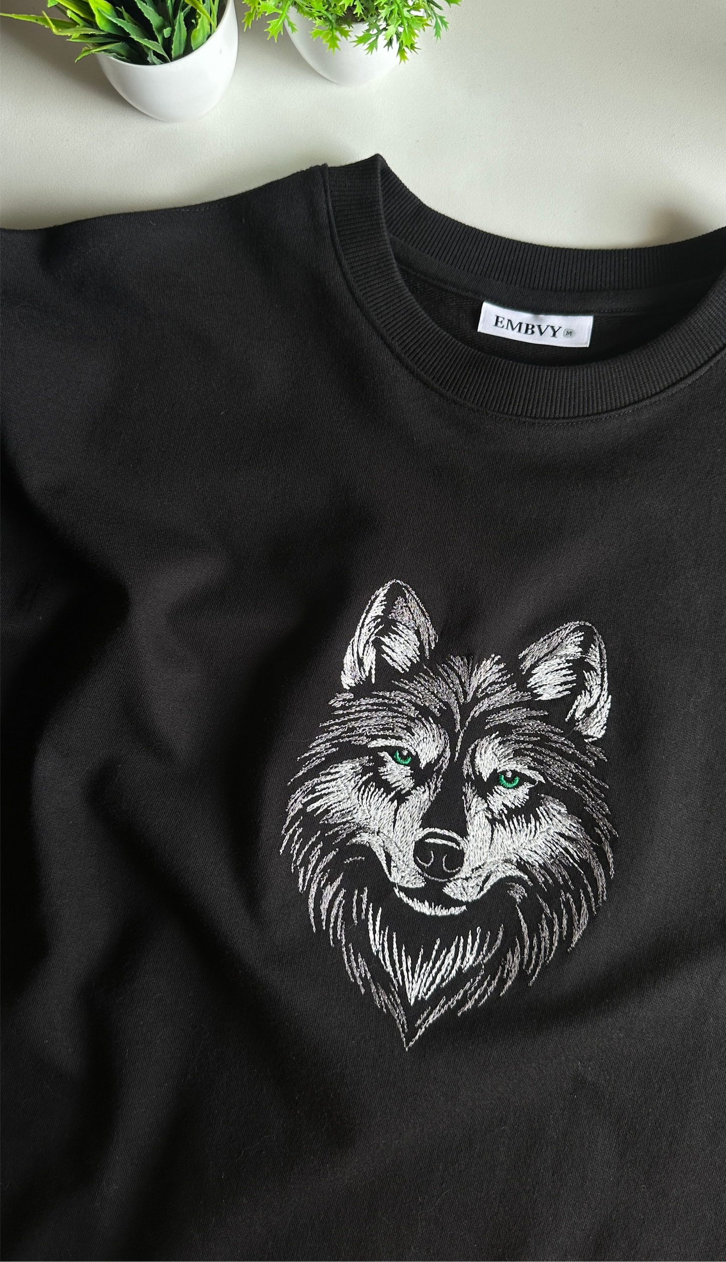 Mystic wolf tee