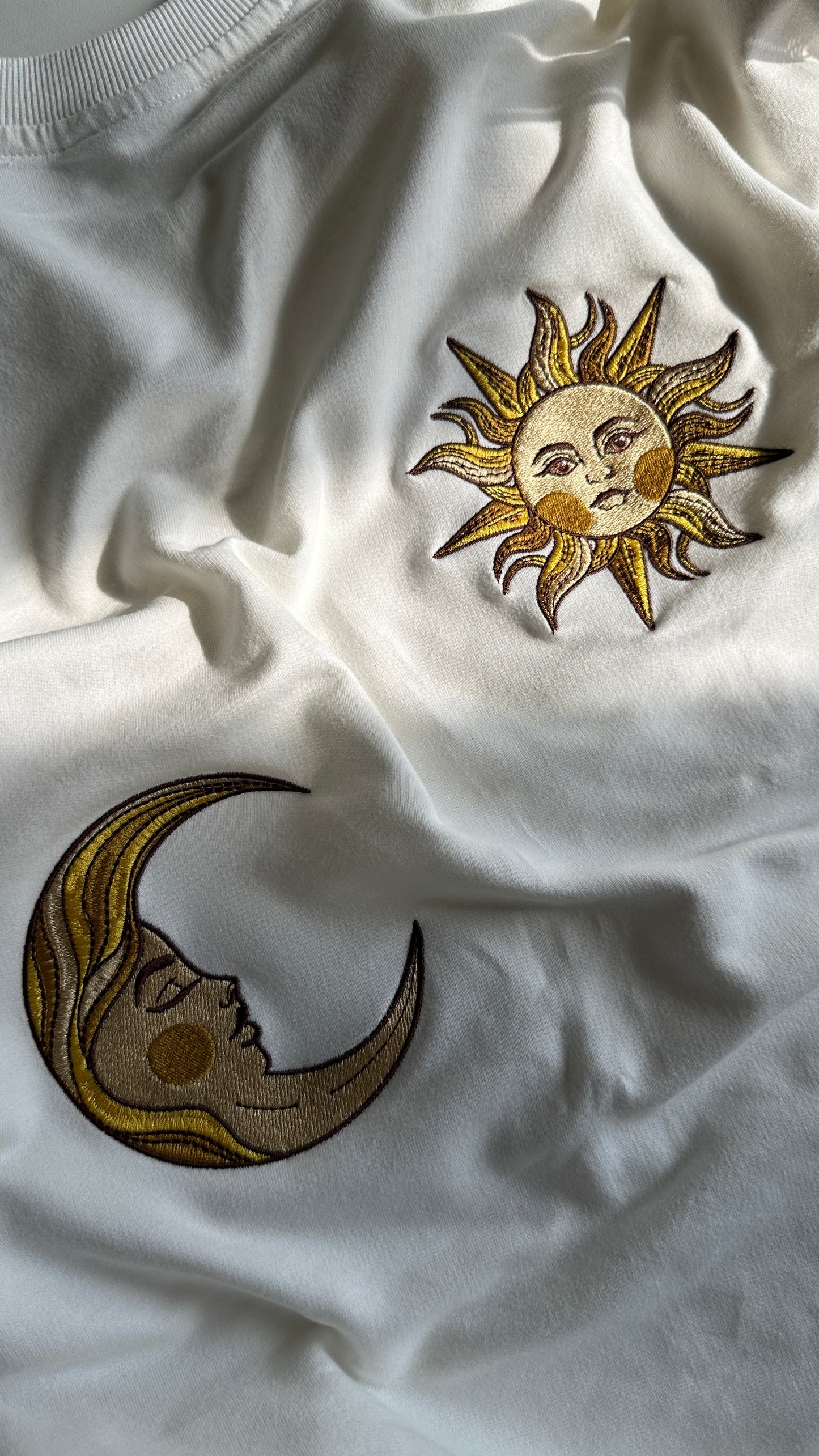 Sun & moon tee